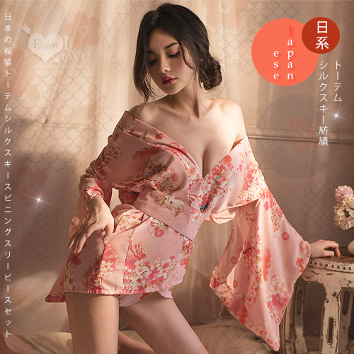 情趣和服!日系櫻花貓咪圖騰絲滑雪紡三件組【3000元滿額貴賓禮】