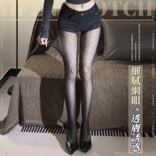 復古菱格細膩網眼透膚誘惑高腰連褲網襪﹝黑﹞